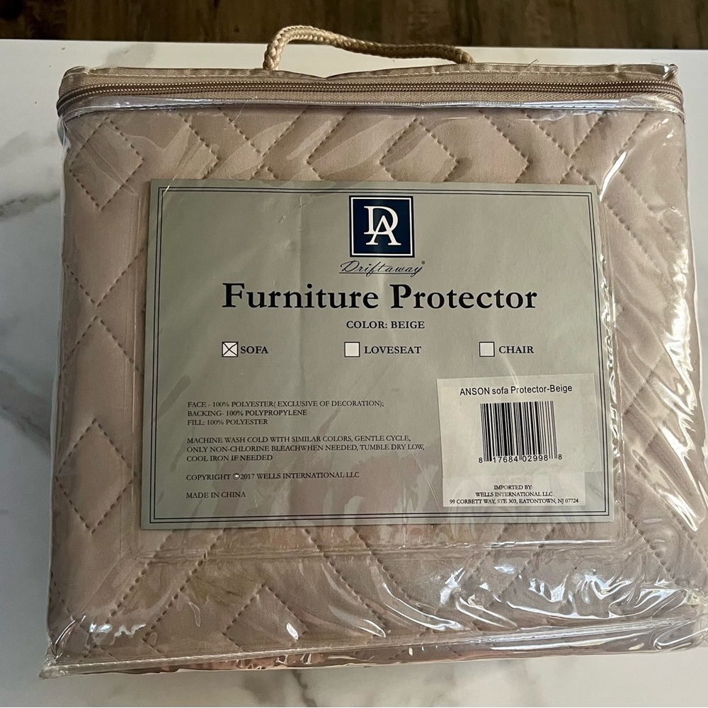 Driftaway Quilted Sofa Furniture Protector Beige NWT – Pet & Kid Friendly - Picture 2 of 4
